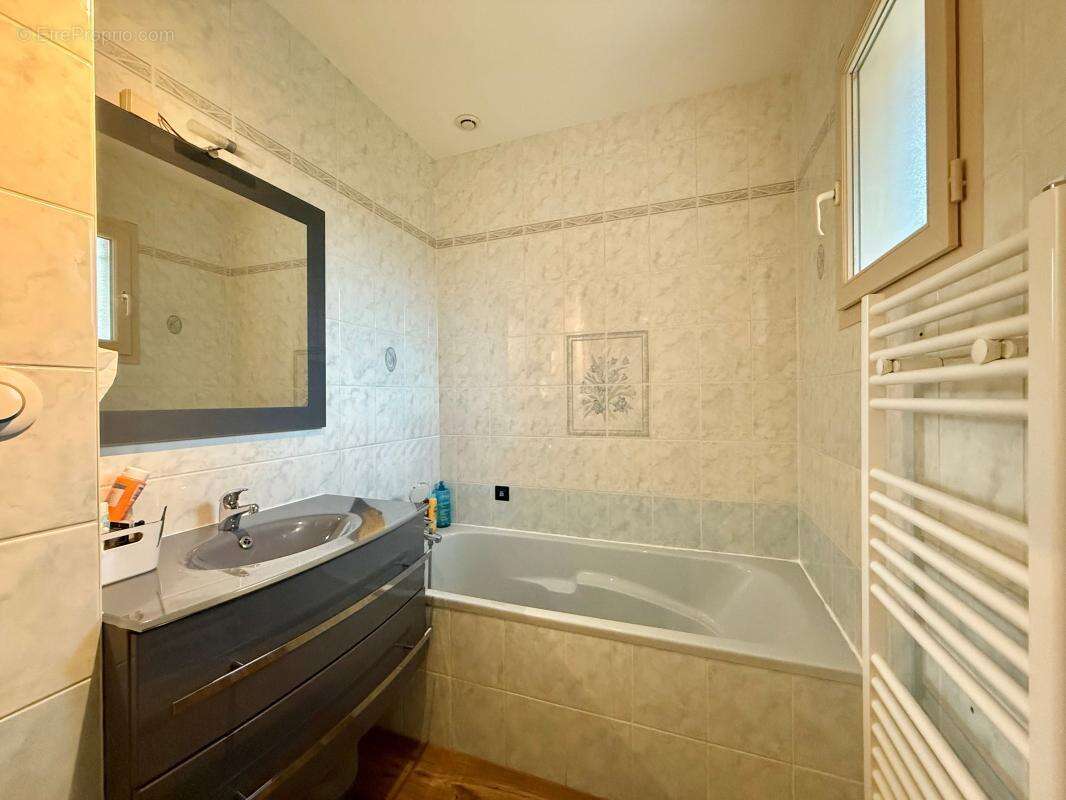 Maison à LONGECOURT-EN-PLAINE