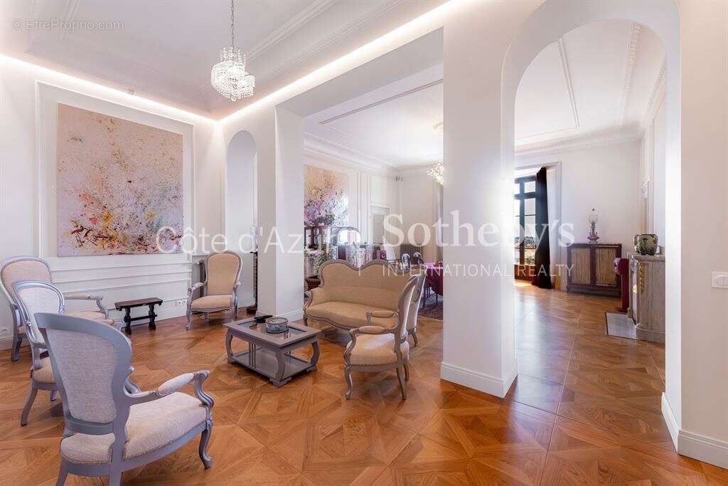 Le Majestic Nice appartement Belle Époque rénové de 260 m² avec balcon - photo 2
