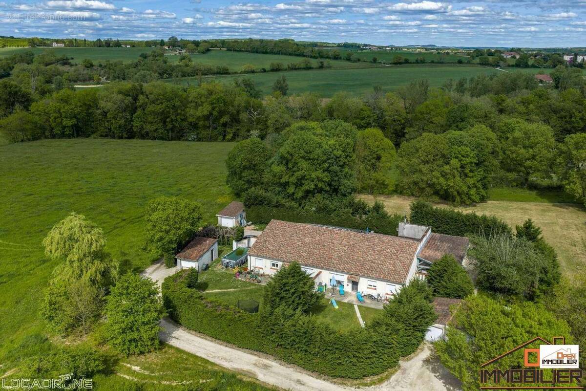 Appartement à VILLENEUVE-SUR-LOT