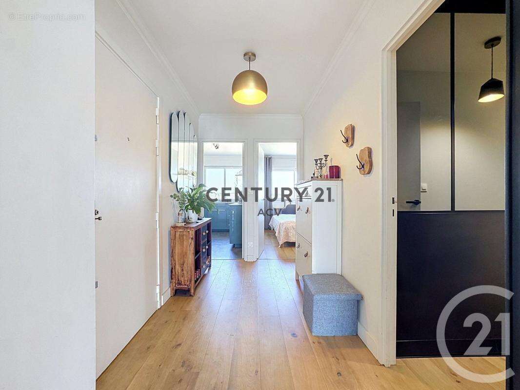 Appartement à MAISONS-ALFORT