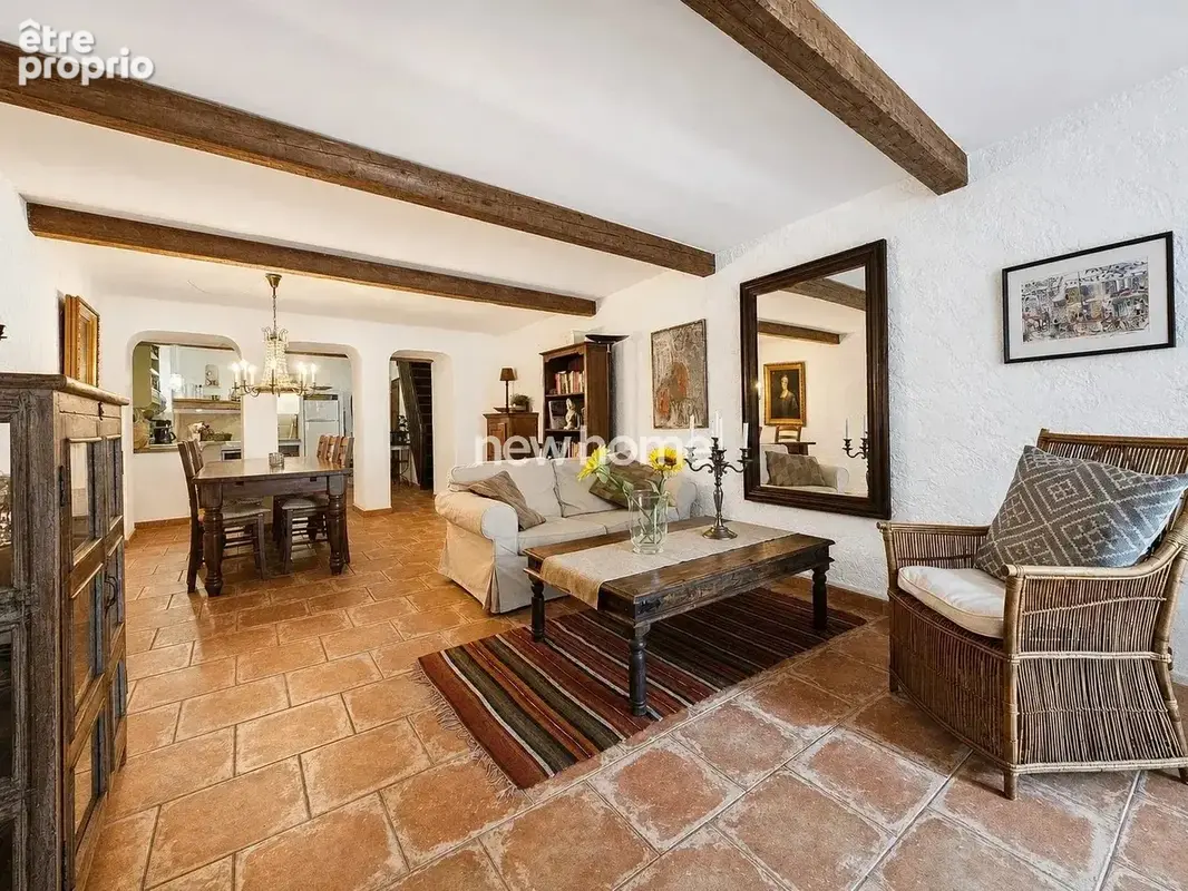 Maison à LORGUES
