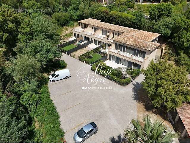 Appartement à 100m des plages t4 avec terrasse et 2 parkings dans résidence calme à vendre à grimaud beauvallon - golfe de saint - photo 14