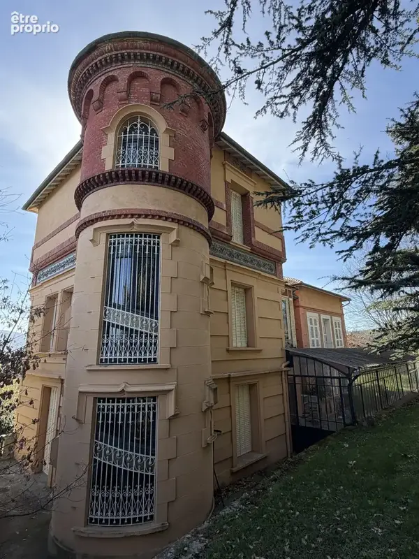Propriété de caractère - Maison bourgeoise de 1858 avec parc, piscine et ancienne maison de g - photo 7