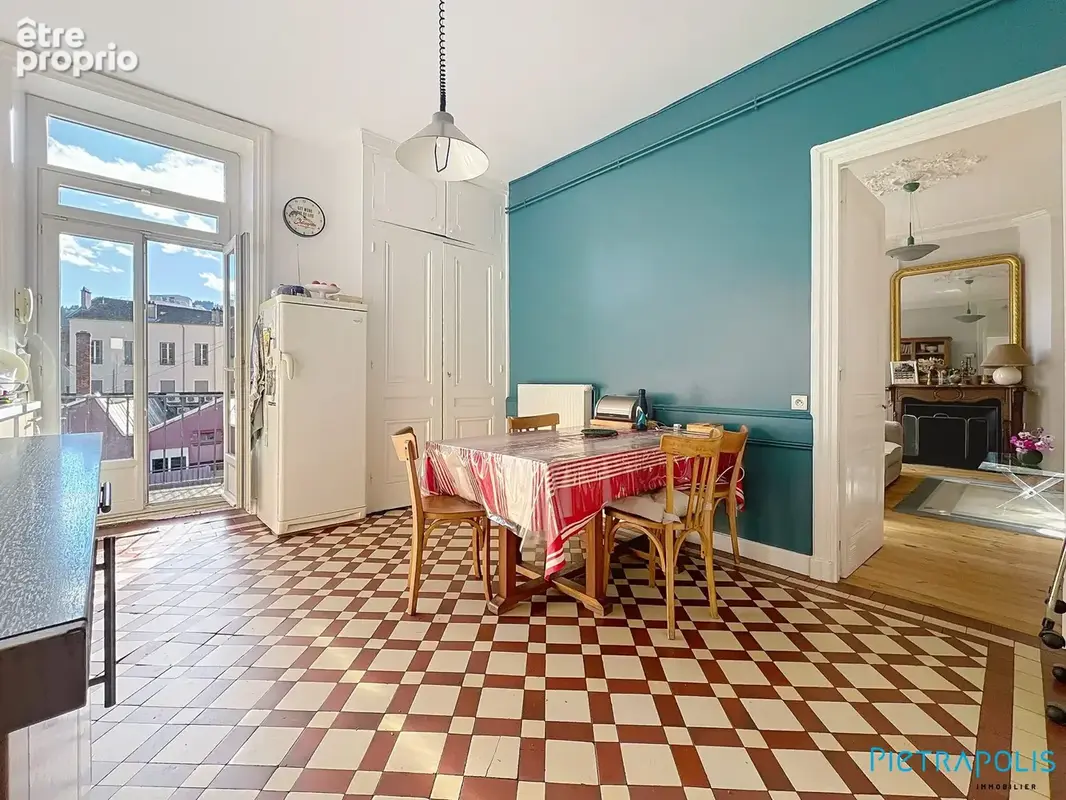 Appartement 5 pièces 161 m² à vendre à Tarare (69170) - photo 5