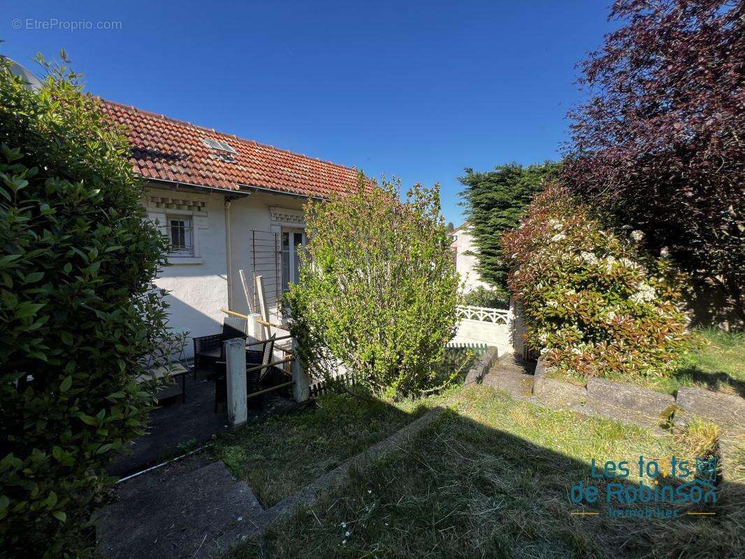 Maison 3 pièces avec jardin - photo 12