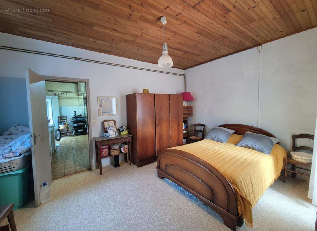 Maison en pierre avec beau terrain – cadre exceptionnel, sur le chemin de Saint-Jacques, à LA ROMIEU (32480) - photo 9
