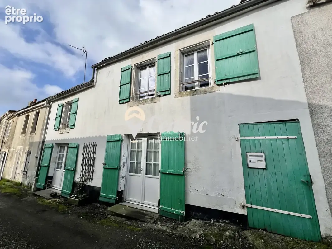 Maison 5 pièces 72 m² à vendre à Le Busseau (79240) - photo 1