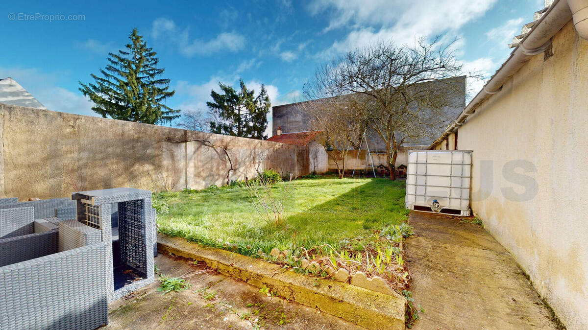 Maison à BOIS-D'ARCY