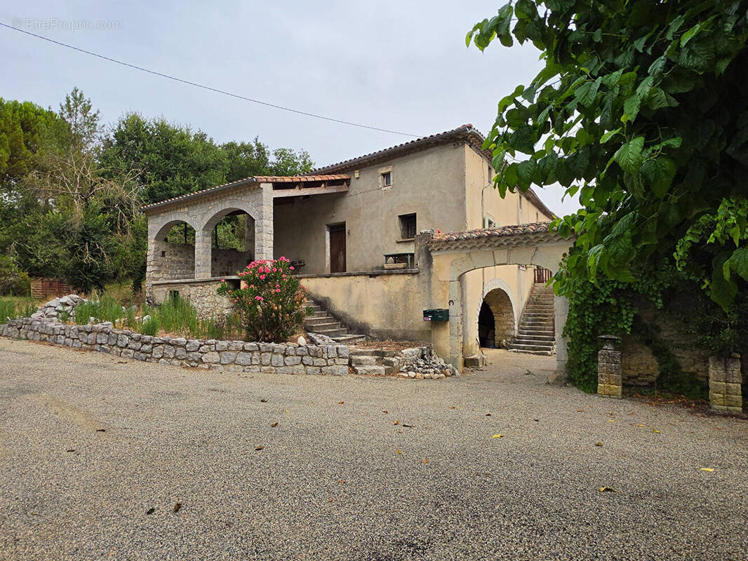 Maison à BEAULIEU