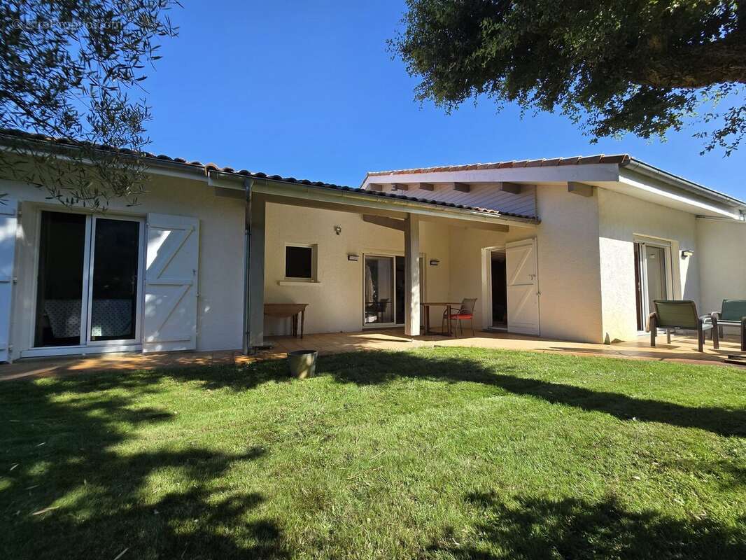 Maison à MOLIETS-ET-MAA