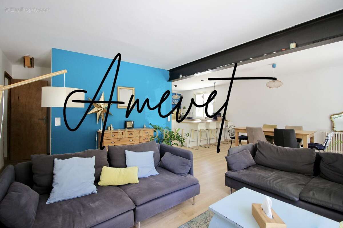 Maison à MORIERES-LES-AVIGNON