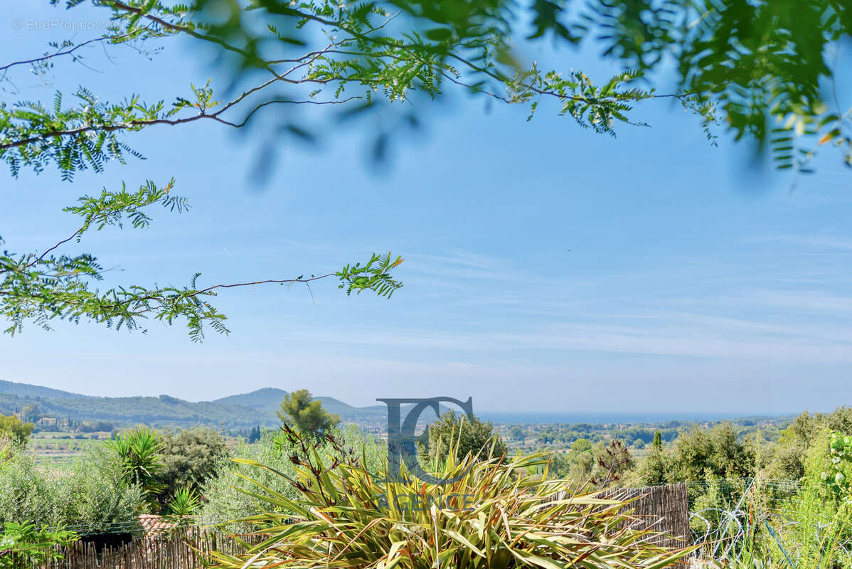 Maison à LA CADIERE-D&#039;AZUR