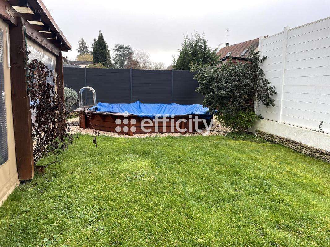 Maison à AUVERS-SUR-OISE