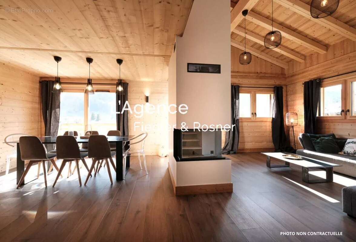 Appartement à COMBLOUX