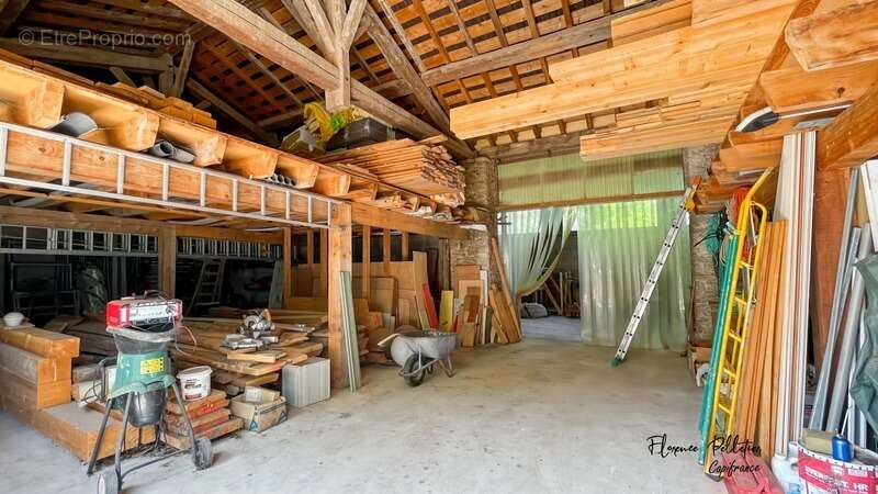 A vendre ancienne métairie 182 m² habitables et 350 m² d’atelier proche de Cuq-Toulza - photo 21