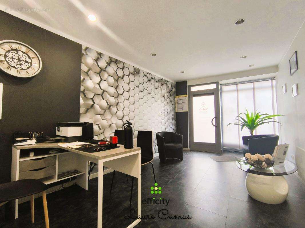 Appartement à MOUTIERS-LES-MAUXFAITS