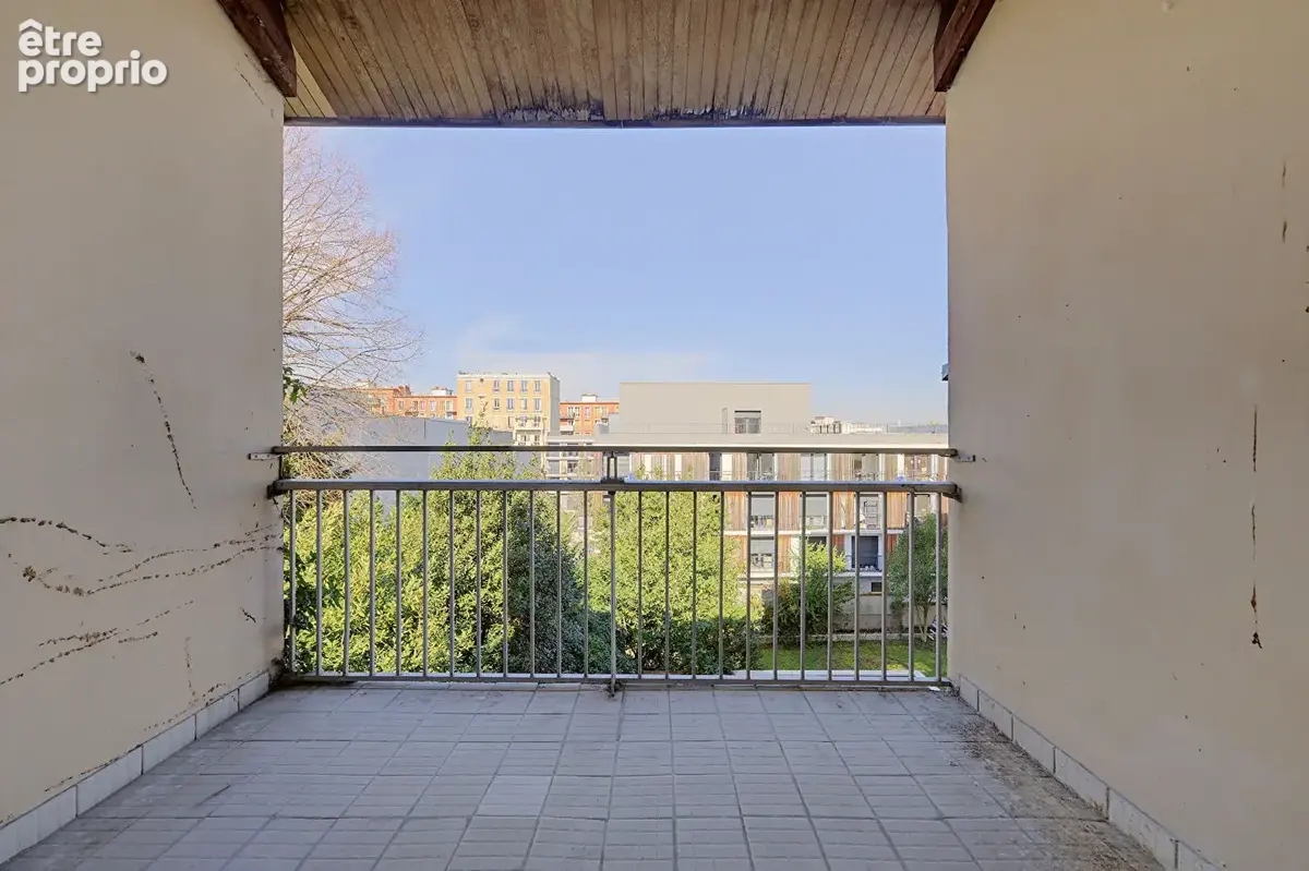 DUPLEX au dernier étage avec loggia. Cave et Parking inclus. - photo 3