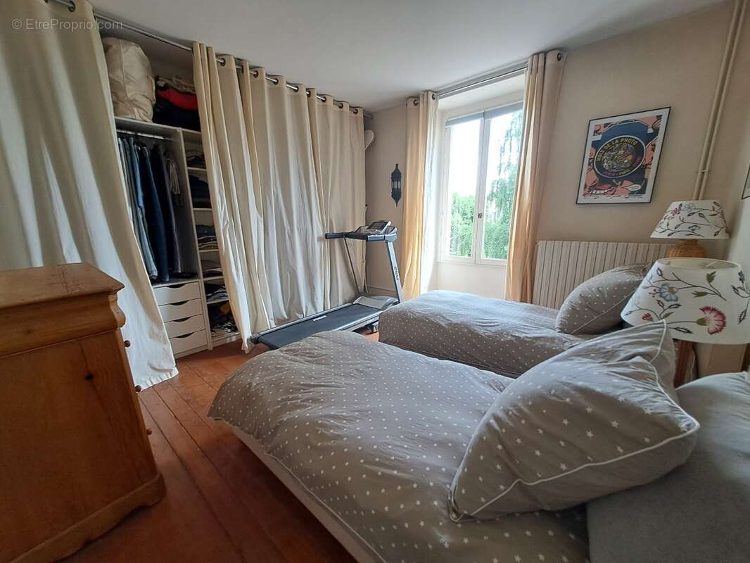 Maison à LA CHAPELLE-D'AUNAINVILLE
