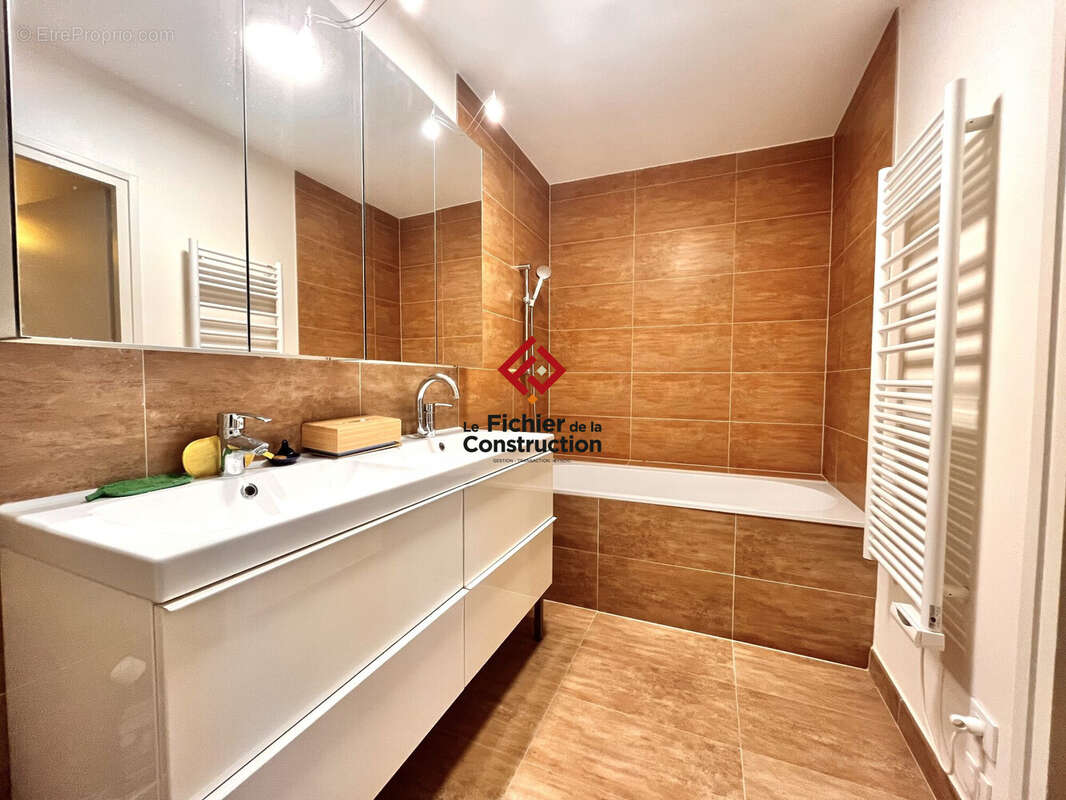 Appartement à SAINT-EGREVE