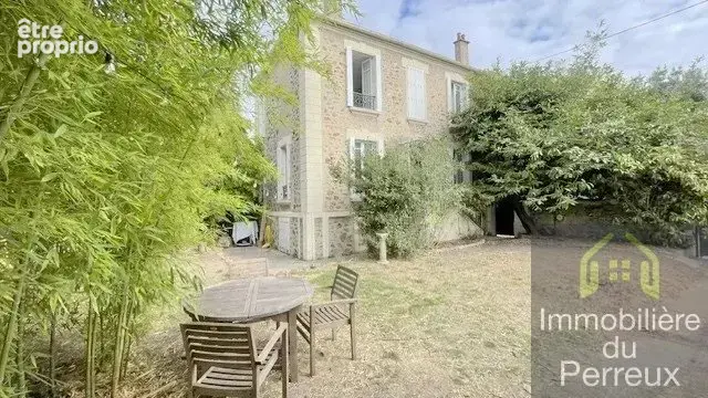 Maison familiale avec jardin   Neuilly-Plaisance - photo 4
