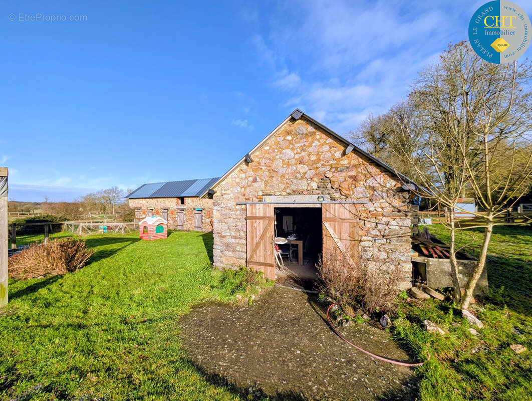 Maison à LES BRULAIS