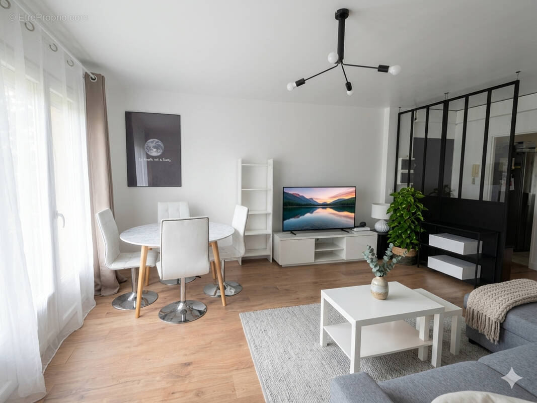 Appartement à MAUREPAS