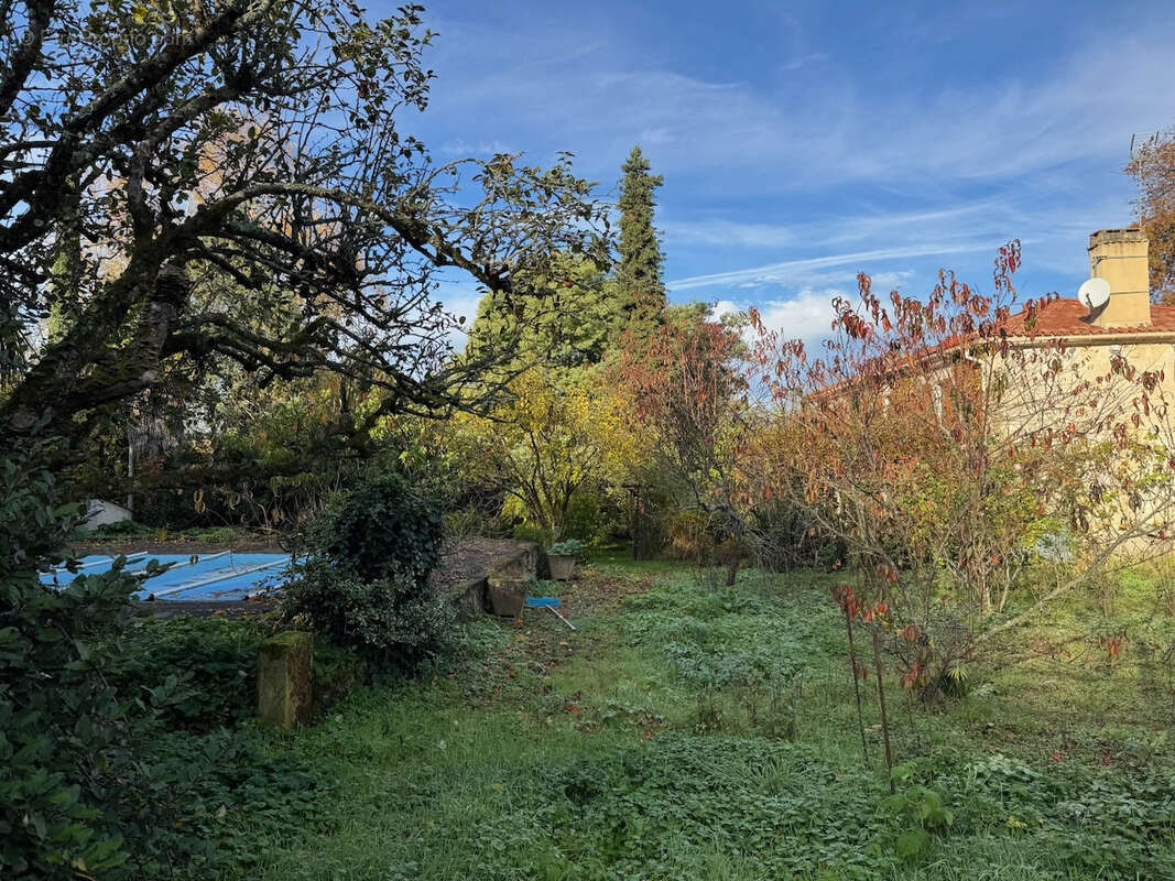 Maison à LA CHAPELLE-THEMER