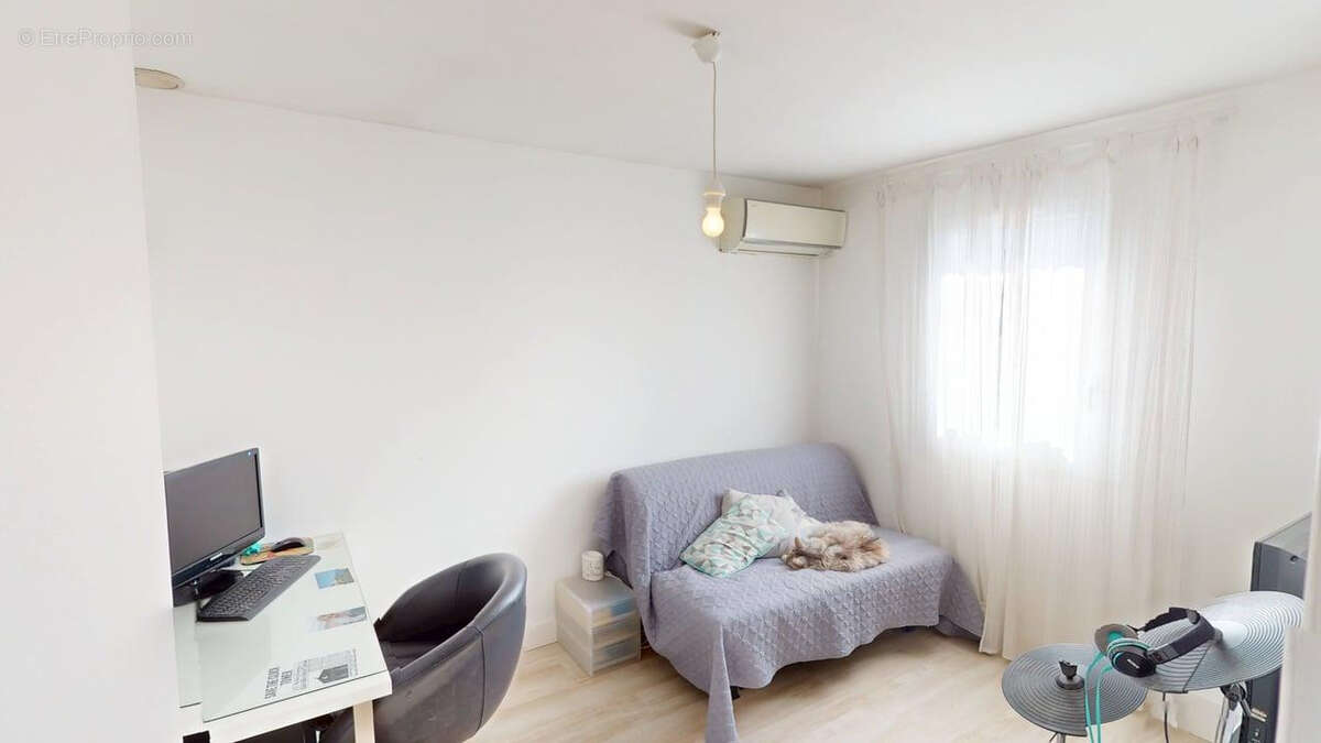 Maison à AUBERGENVILLE