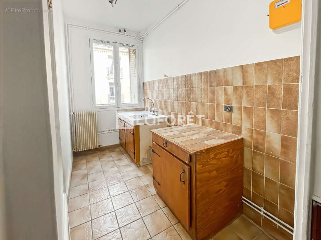 Appartement à PARIS-15E