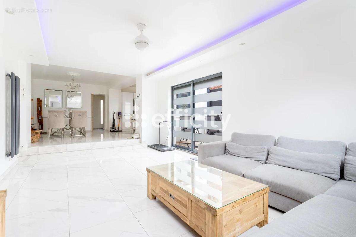 Maison 88 m² à Tourcoing  - photo 3