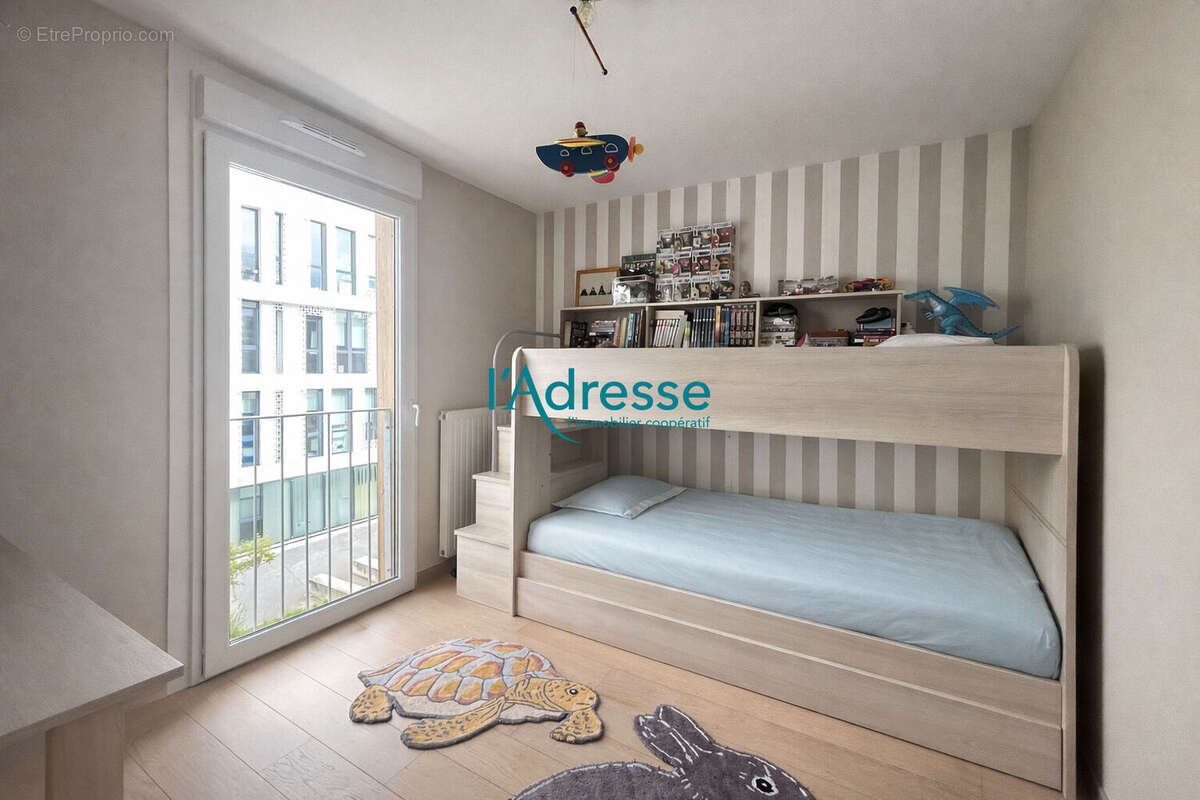 Appartement à NANTERRE