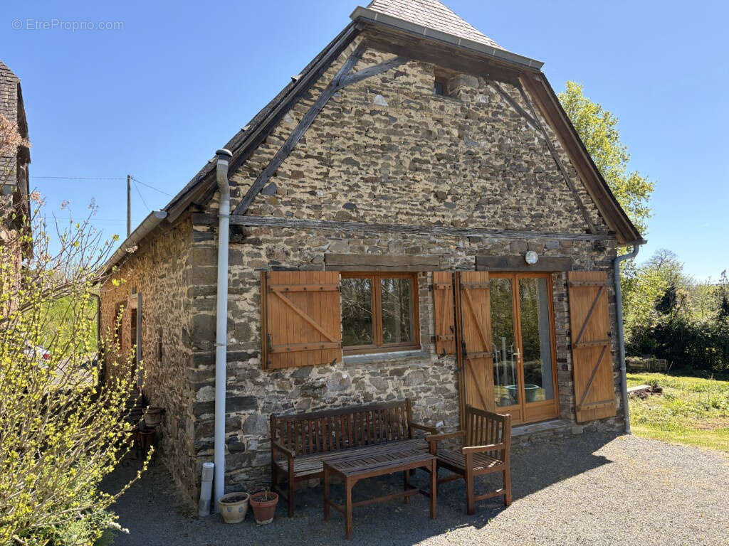 Maison à LASCAUX