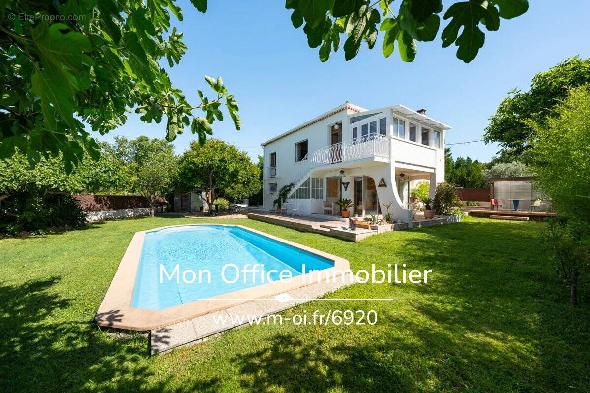 Maison à SAINT-CANNAT