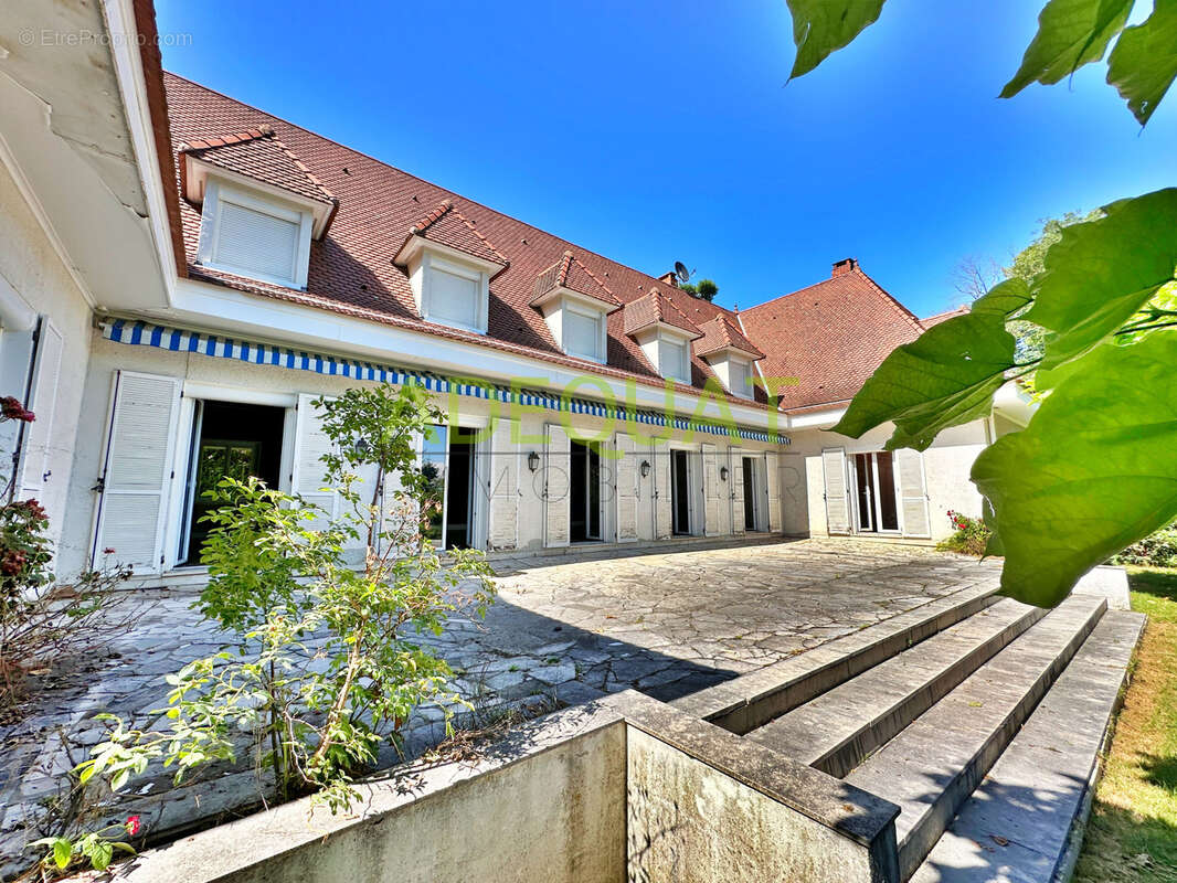 Maison à CESSIEU