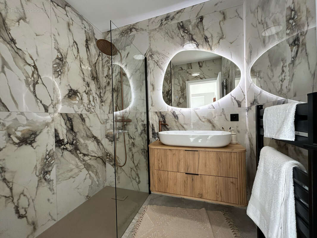 Appartement à MENTON