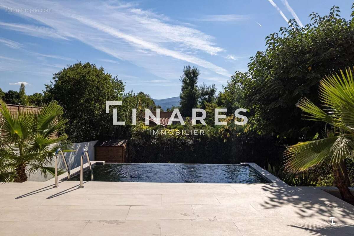 Maison à MARSEILLE-11E