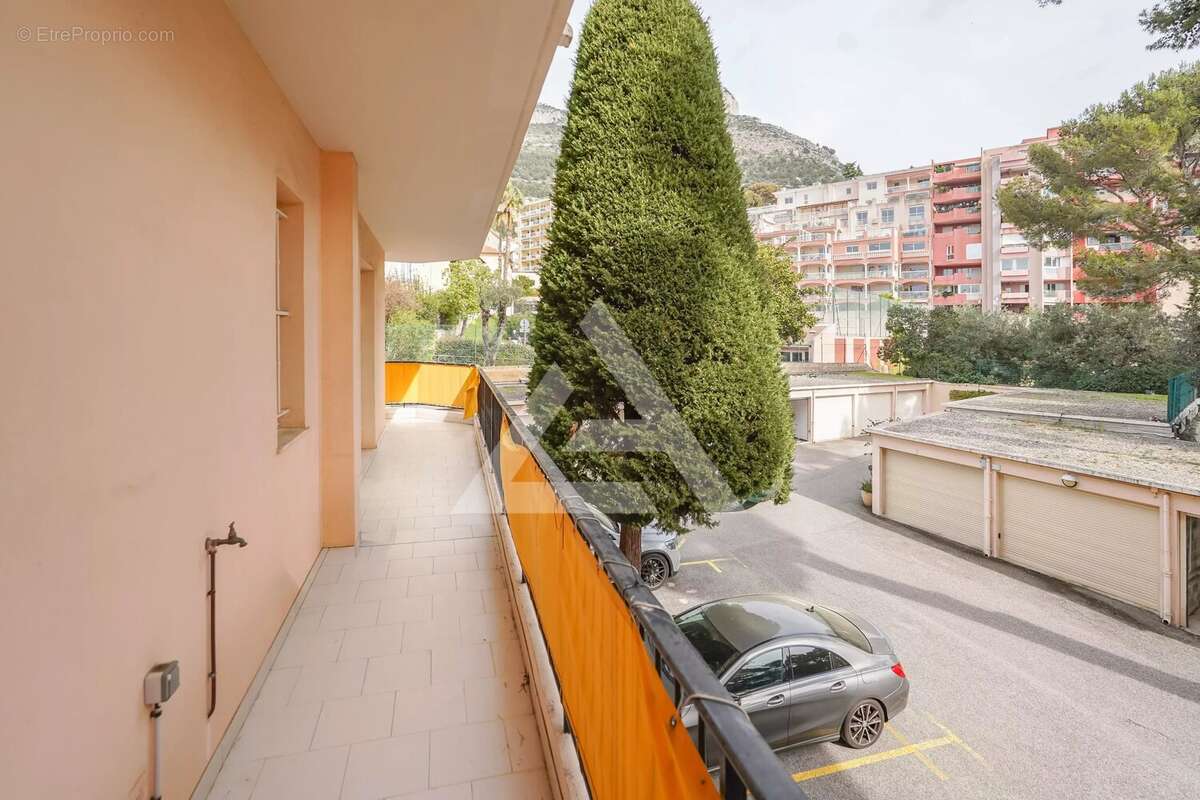 Appartement à CAP-D'AIL