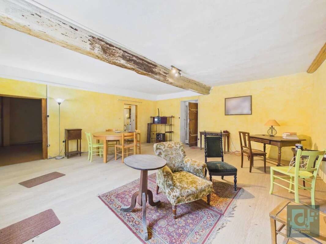 En exclusivité à SAULIEU, maison de ville avec jardin - photo 3