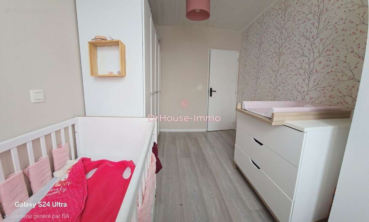 Appartement à SAINT-GENEST-LERPT