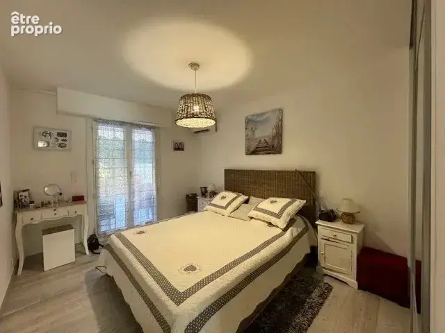 Antibes – 3 pièces – rez-de-jardin – terrasses, piscine & garage - photo 11
