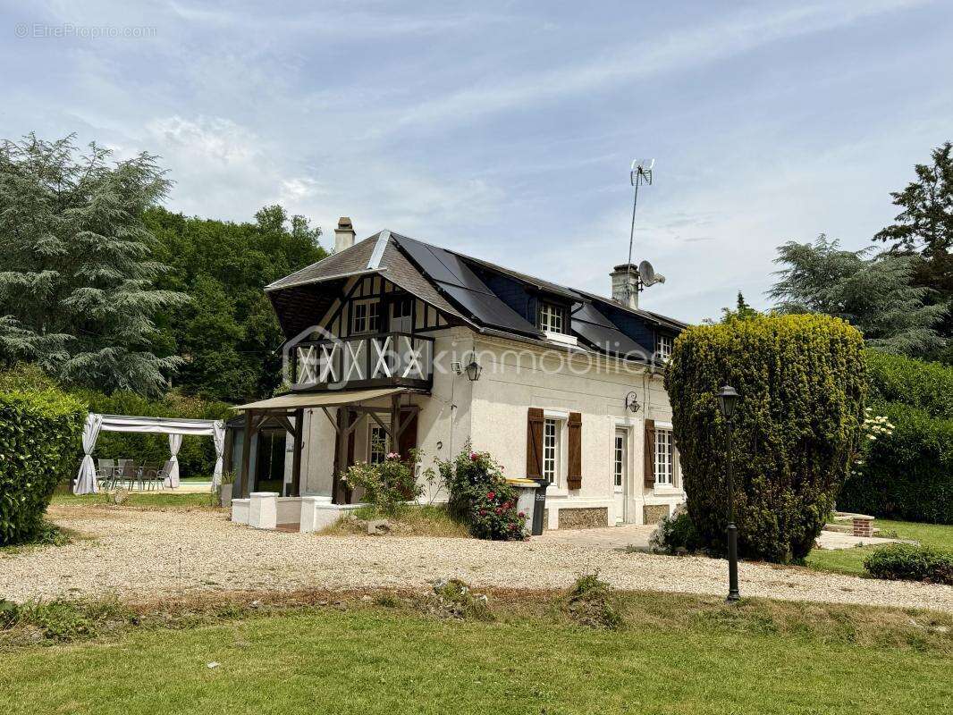 Maison à BEAUMONT-LE-ROGER