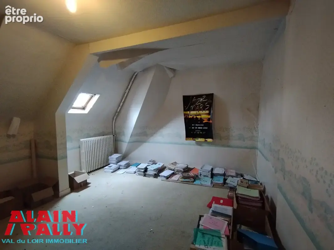 Cloyes centre - photo 13