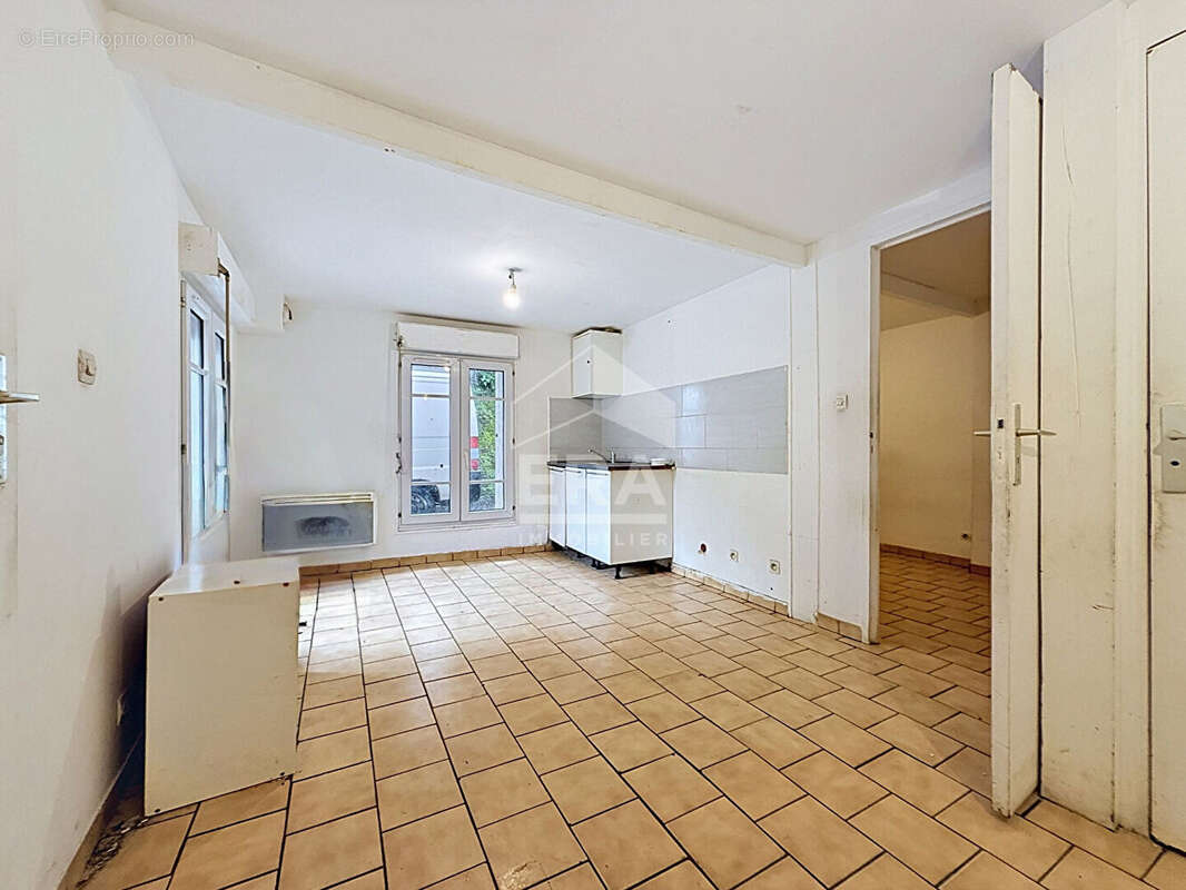 Appartement à SACLAS
