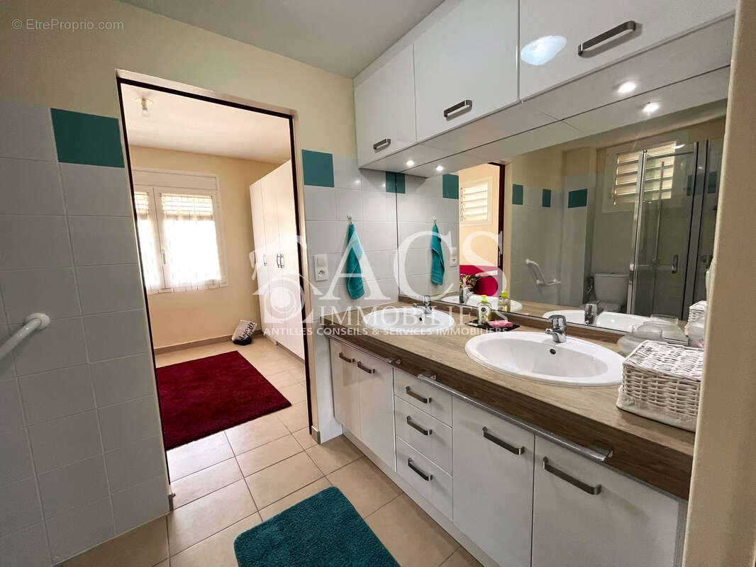 Appartement à FORT-DE-FRANCE