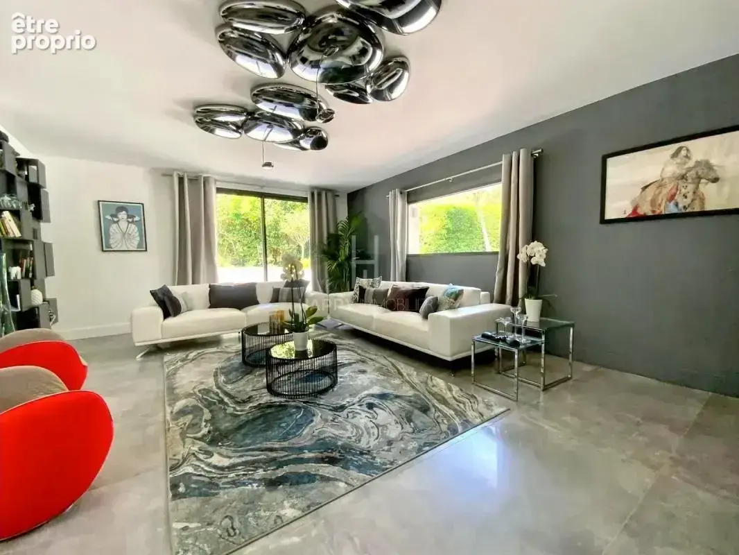 Superbe propriété aux prestations contemporaines, beaux volumes et piscine chauffée - photo 10