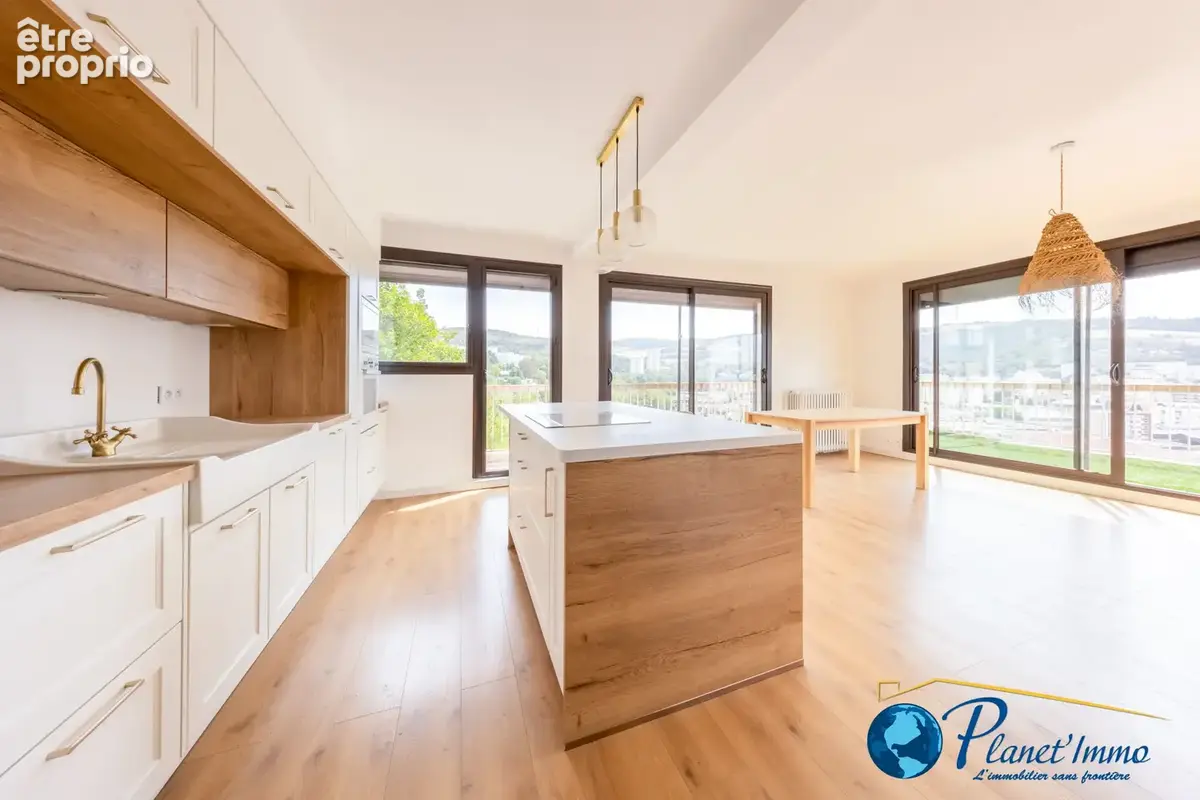Photo Appartement à Saint-Etienne au prix de 178 000€