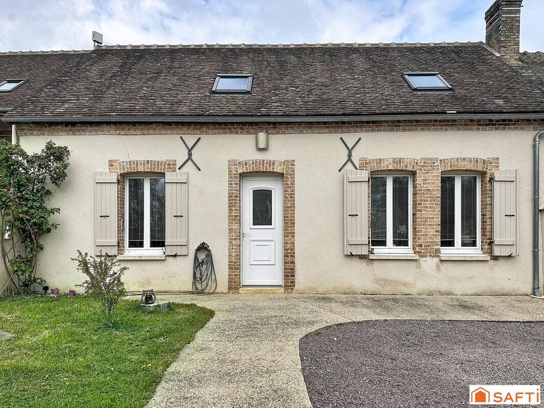 Photo 1 - Maison à NAILLY