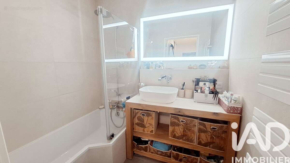 Photo 6 - Appartement à CALUIRE-ET-CUIRE