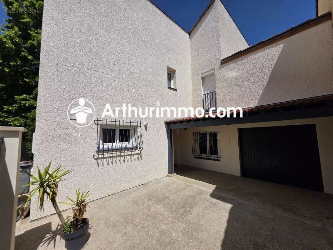 Vente Maison Savigny-le-temple(77176) 295 000ï¿œ - photo 2