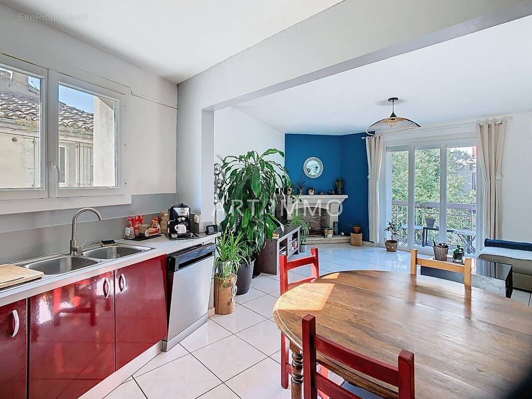 Superbe appartement t3 renove  a vendre au centre de cavaillon - photo 6